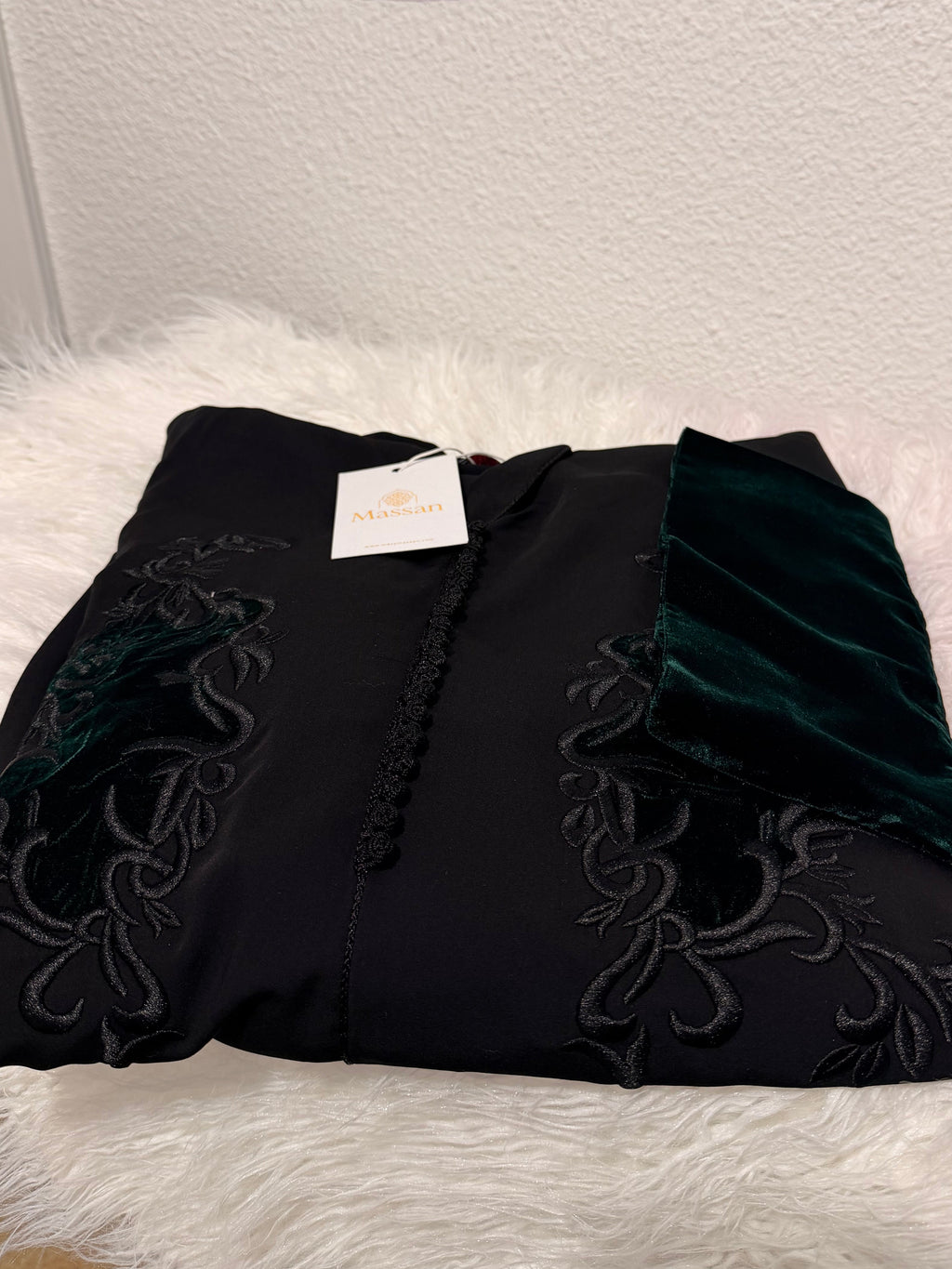 Jalaba Negra Premium – Colección Elegancia