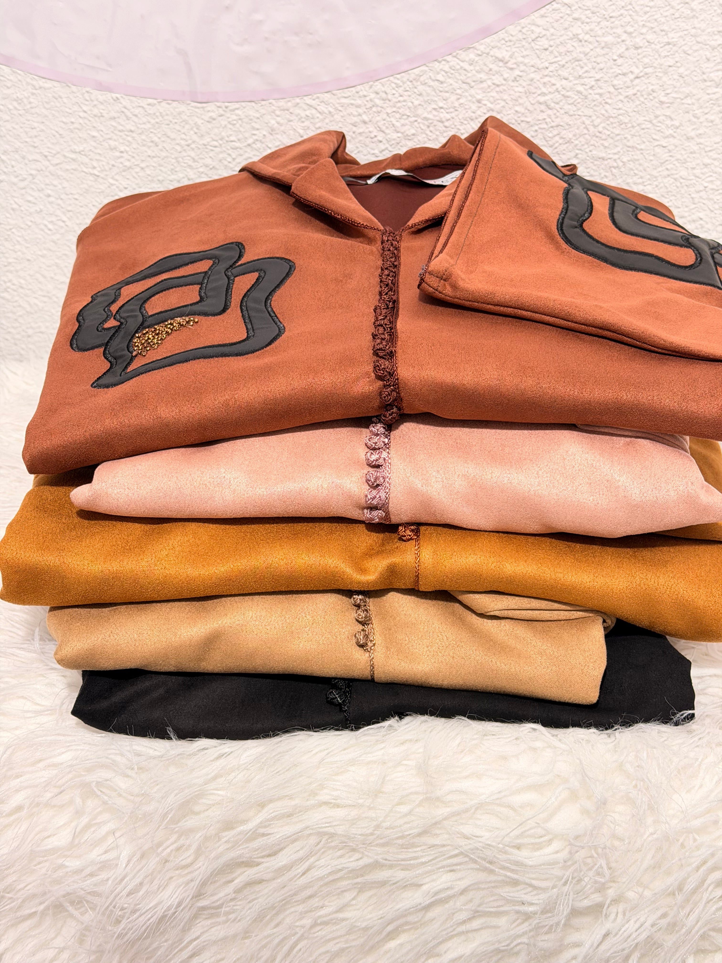 Jelaba Marroquí Moderna – Disponible en España